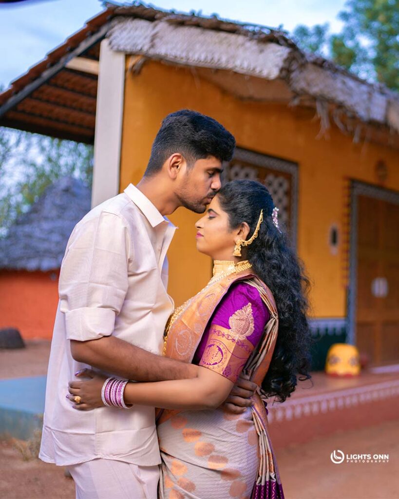 candid wedding photography Kamudhi